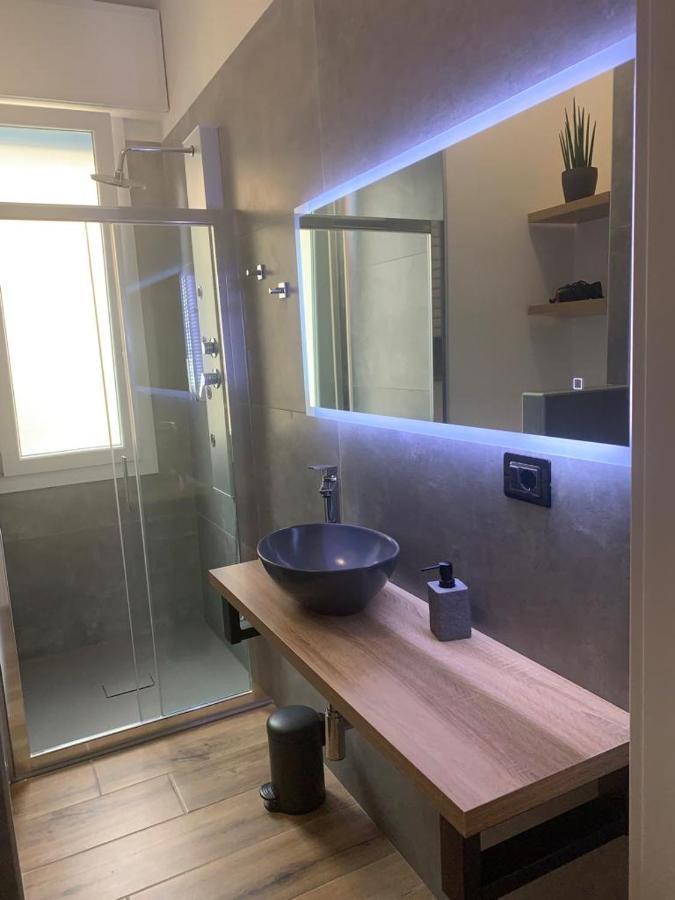 Nibu Appartamenti - Appartamento Centrale Comodo A Tutto, Anche A Villa Chiara Казалеккьо-ди-Рено Экстерьер фото